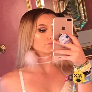 Fluffy Pom Pom earrings